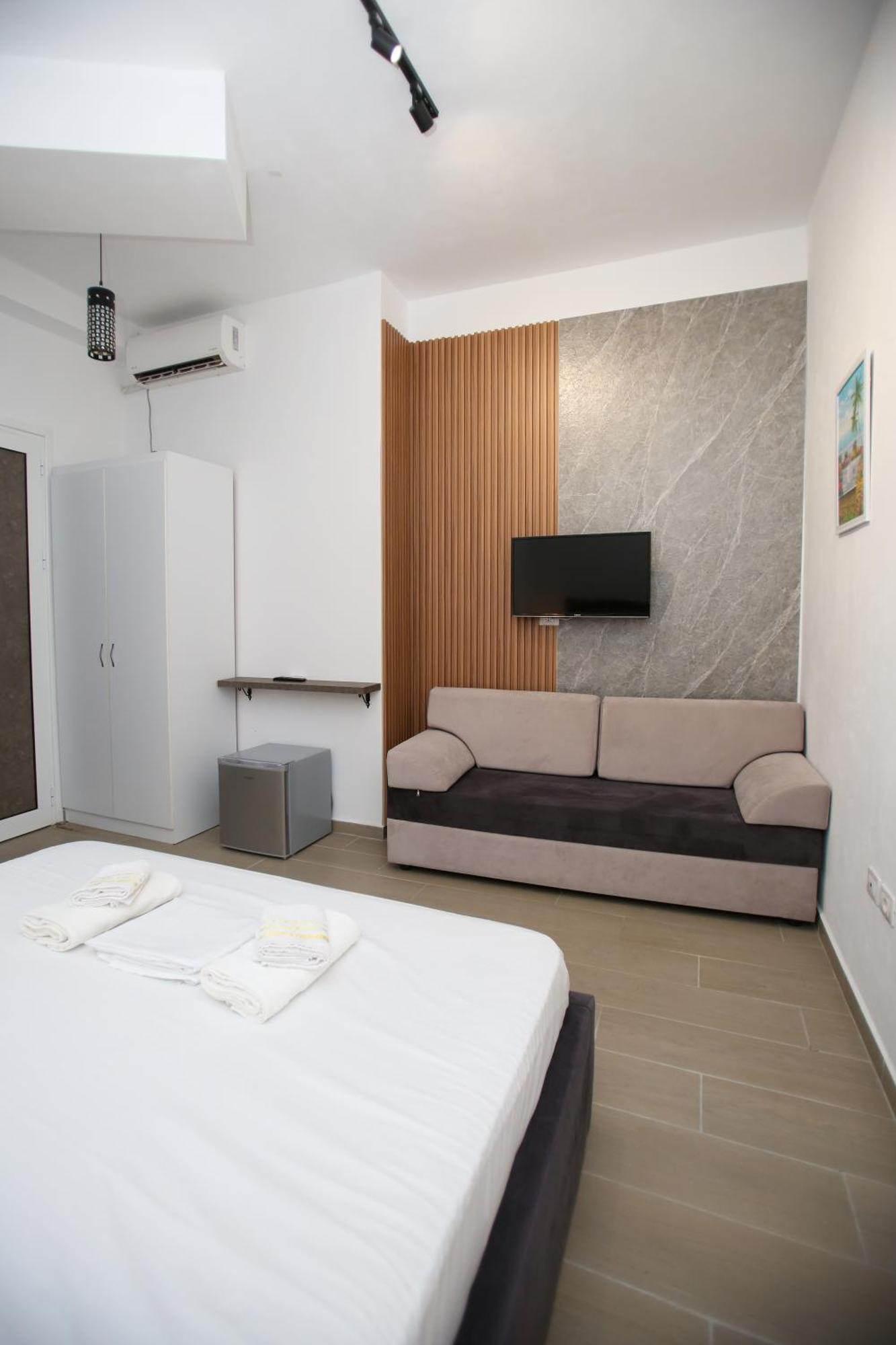 Aqua Blue 4* Vlorë