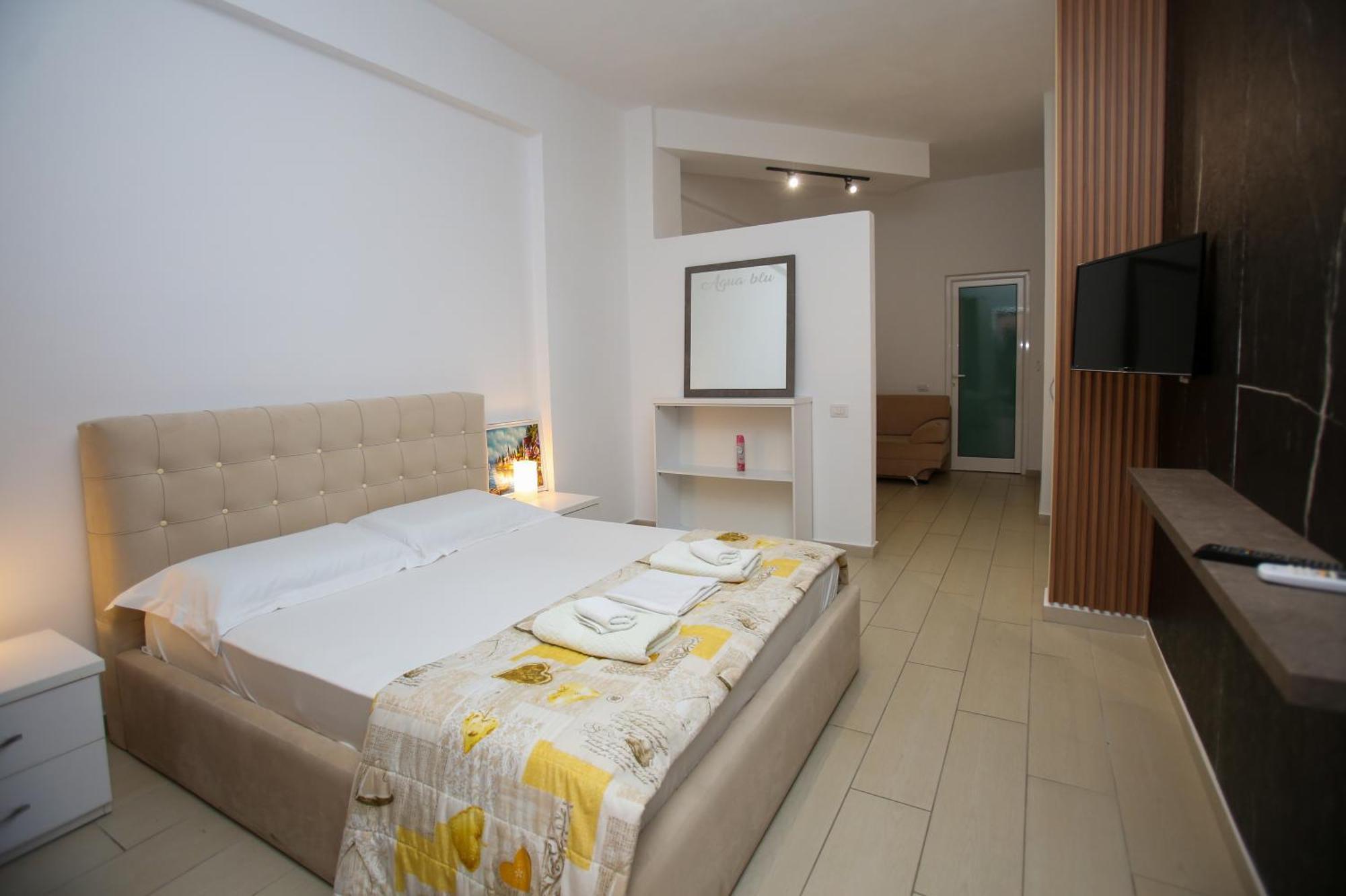 Hotel Aqua Blue