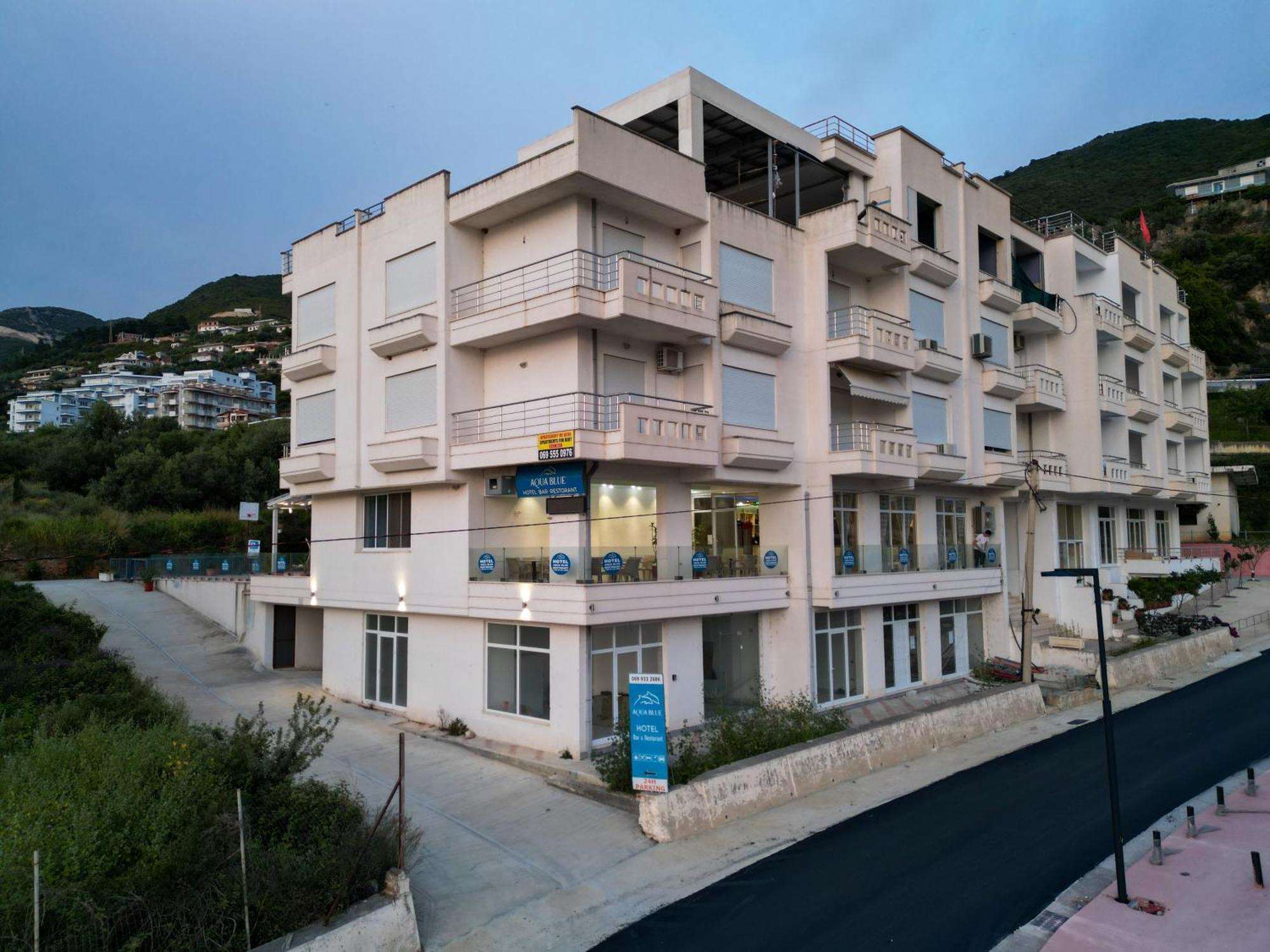 Aqua Blue Hotel 4*