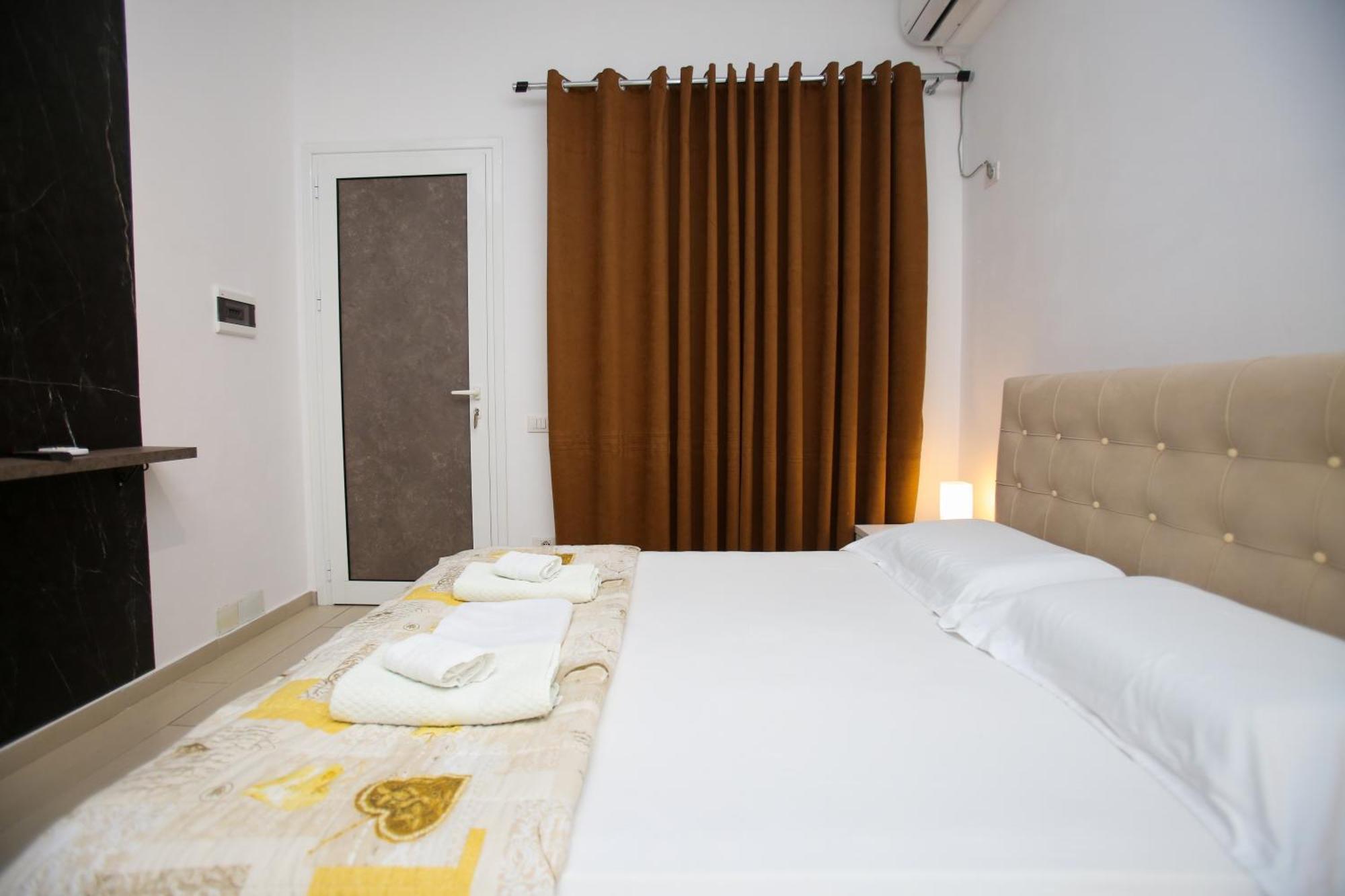 Aqua Blue 4* Vlorë